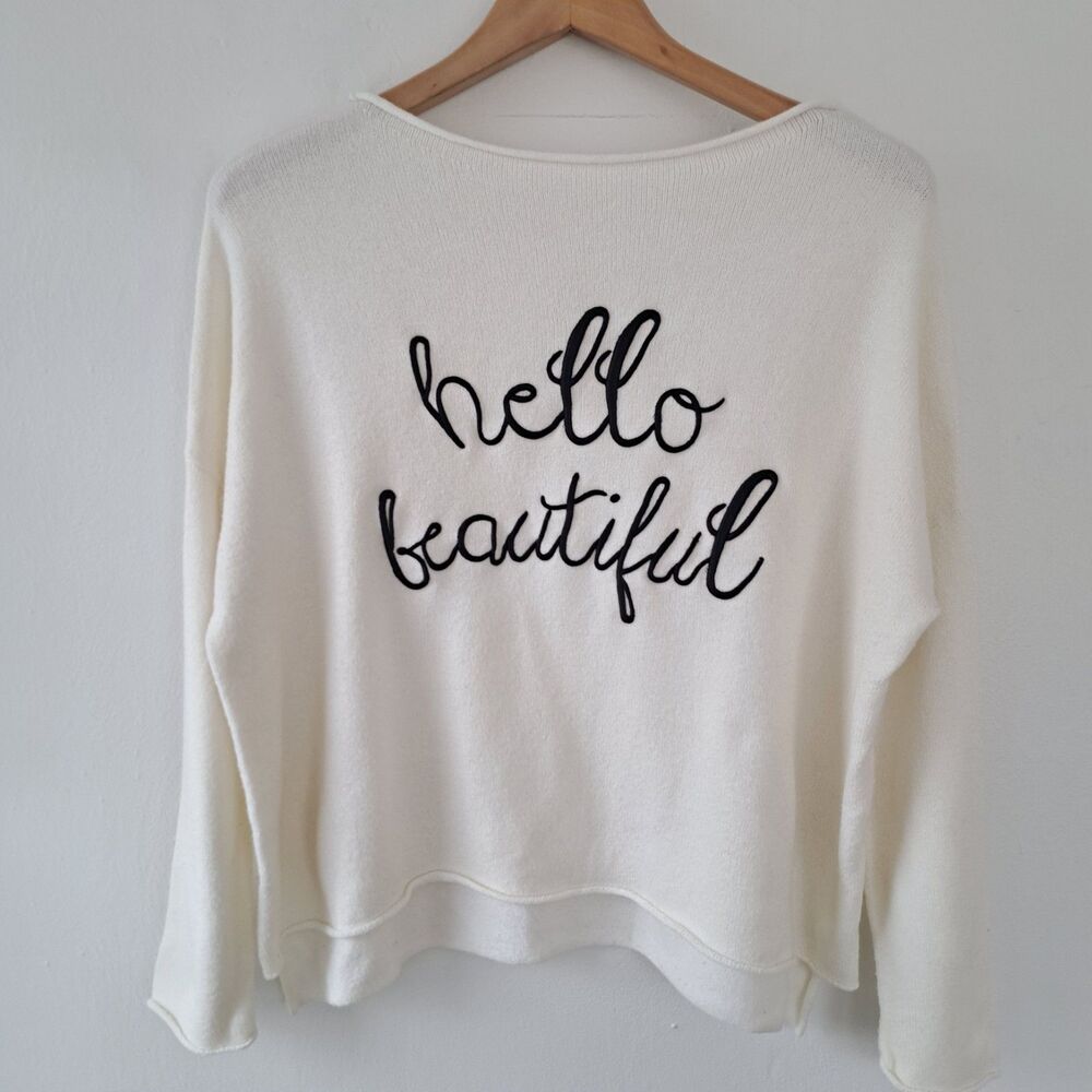 Hello Beautiful Lelis Medium Boutique White Cream Long Sleeve Shirt Sweater Top